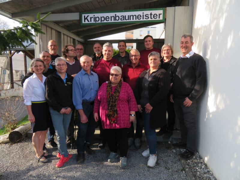 14 neue Krippenbaumeister 14 neue Krippenbaumeister
